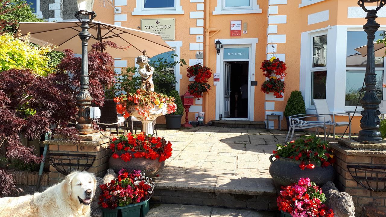 Min Y Don Guest House Llanfairfechan Exterior photo